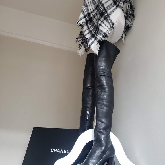 COPY - CHANEL | Black Over the Knee Boots | 36.5 - Picture 4 of 15